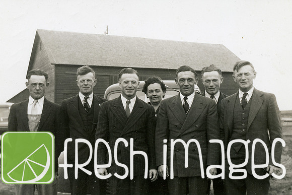 1935 Clara Bros