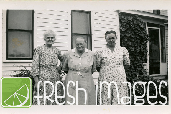 1944 Sophie Clara