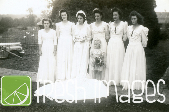 1944-9 Elvira Lloyd Wedding Alice Verna Dale